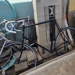 Fuji  Fixie Road Bike Project 