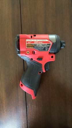 Milwaukee M12 w/ 5.0 Battery