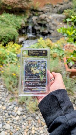 Pokemon Leafeon VSTAR BGS 10 Black Label