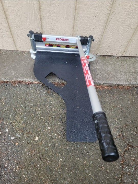 ROBERTS 13 in. Multi-Floor Cutter with 0 to 45 Degree Miter Guide and 28-1/2 in. Handle