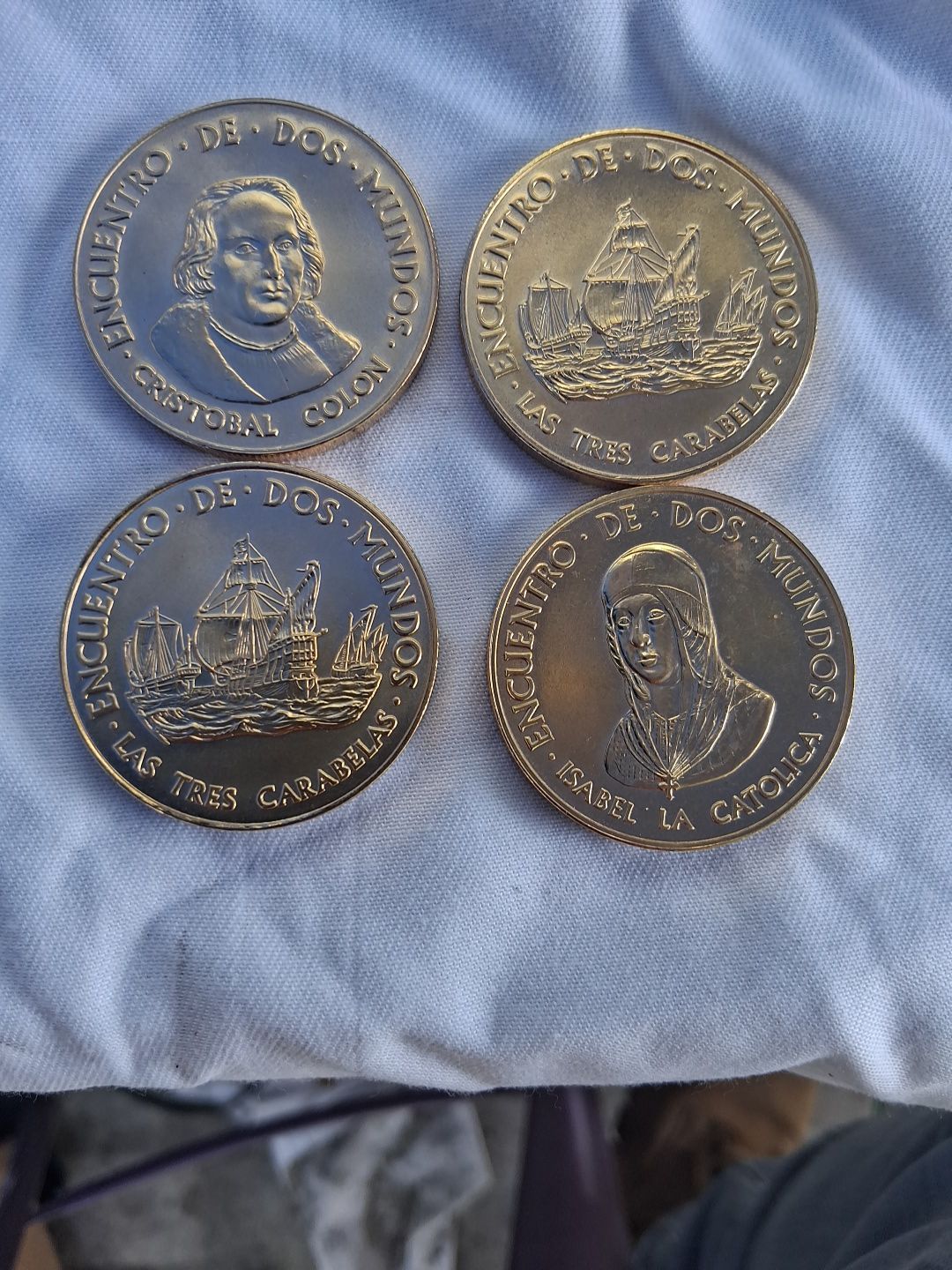 Commerative coins