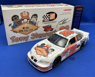 Action 1:24 Tony Stewart #20 Home Depot / Kids Workshop