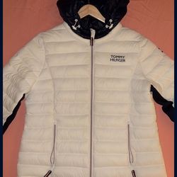 White Tommy Hilfiger Jacket For Women’s Size XL 