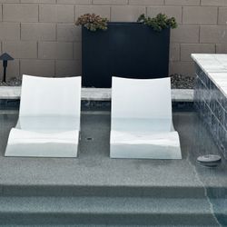 Pool Loungers