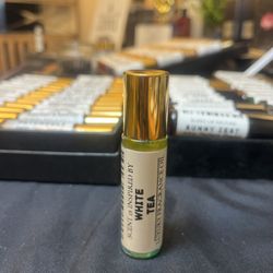 🍵 White Tea Perfume Oil – Clean & Calming Unisex Elegance! 🍵 Pure Perfume Oil | Made in USA 🇺🇸  ✨ Description: Refresh and soothe your senses with
