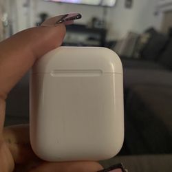airpod Generation 1 Charging Case(no AirPods)