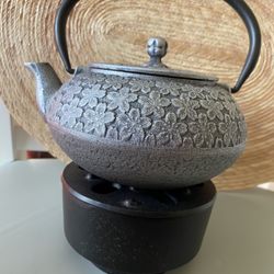 Tea pot