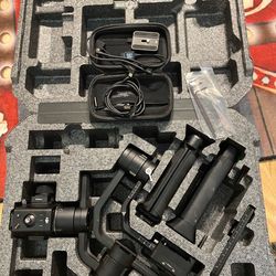 DJI ronin s gimbal camera stabilizer