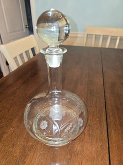 Crystal Glass Decanter with Ball Stopper