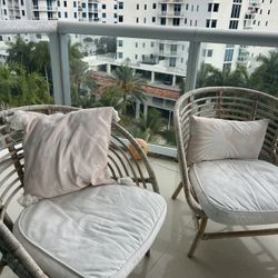 Chair*2