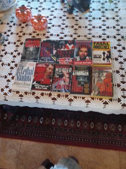 BUNDLE OF 10 TRUE CRIME PAPERBACK BOOKS