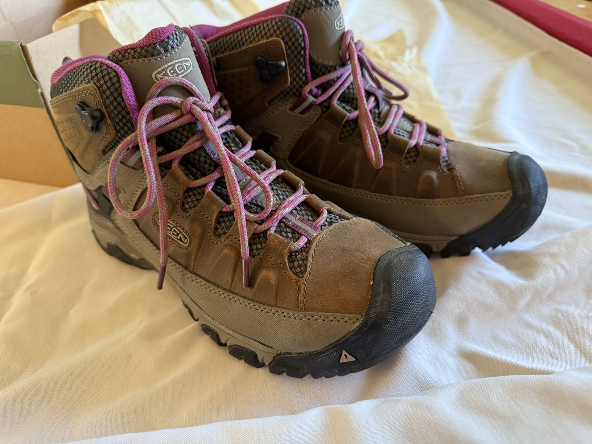 Hiking Shoes Size 8 Women