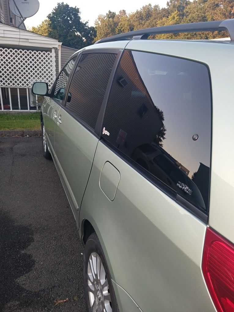 2008 Toyota Sienna