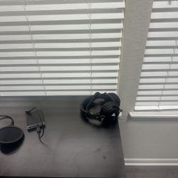 Speakers, Microphone Headphones 