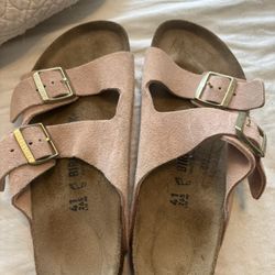 barely used pink suede birkenstocks size 41 regular