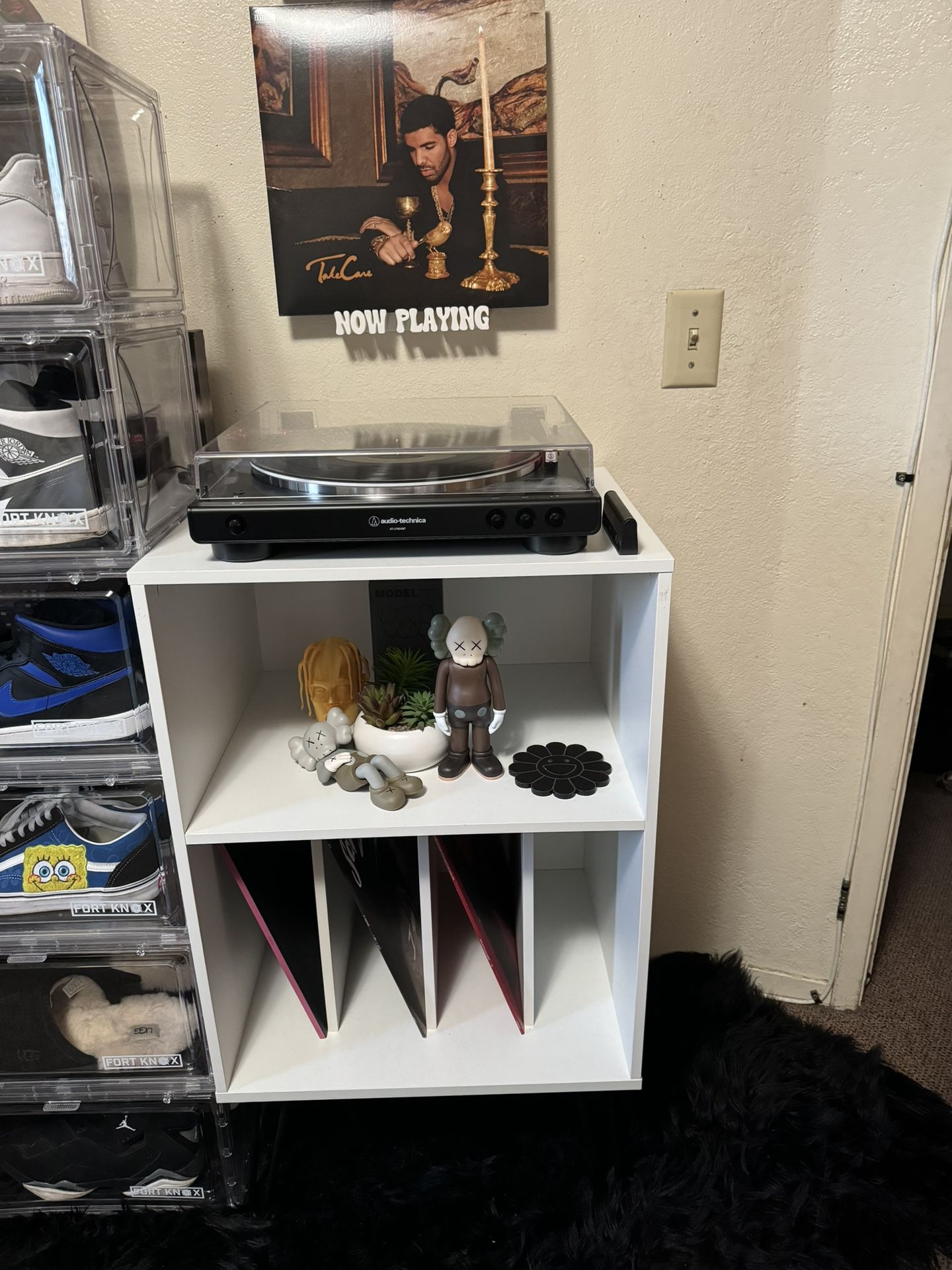 Record Player / Record Stand