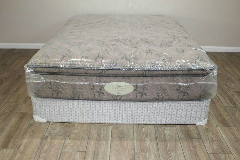 Queen Beautyrest Joseph Abboud mattress