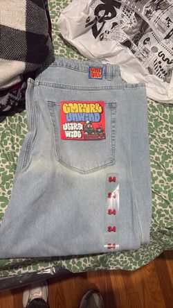 Baggy jeans