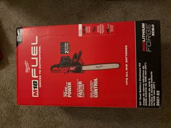Milwaukee M18 FUEL 18V Brushless Cordless 20 in. Dual Battery Chainsaw Kit with (2) 8.0 Ah FORGE Batteries, Dual Bay Rapid Charger