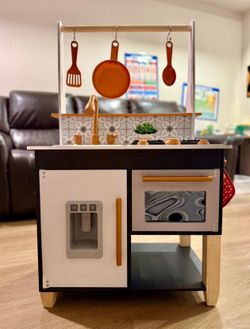 Toy Kitchen for toddler kids