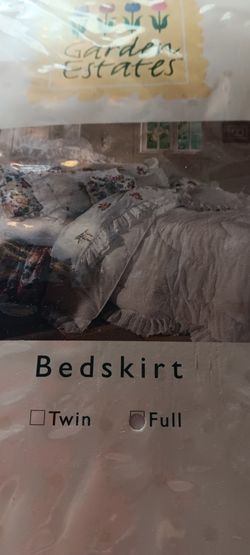 Full Size  Bed Sheet & Skirts 