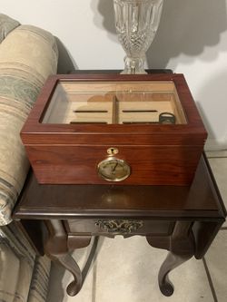 Cigar Cedarwood Humidor