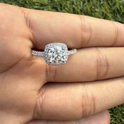 VVS1 Moissanite Square Halo Engagement Ring 1.0ct