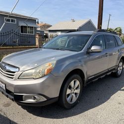 2010 Subaru Outback  