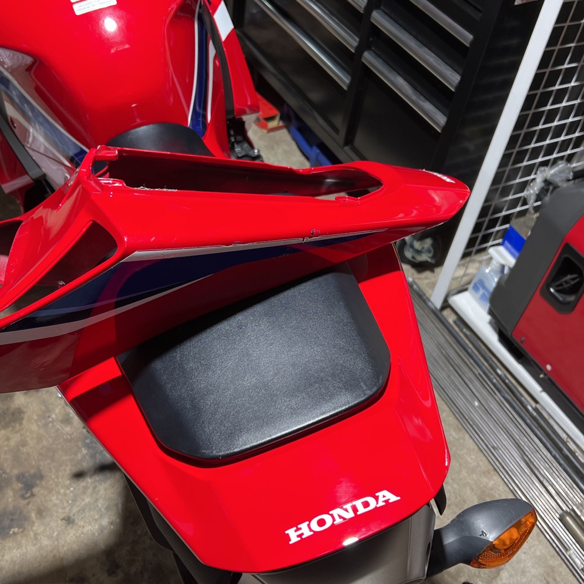 2022 Honda Cbr600rr Cowl Around Rear Storage. Fairing. Not The Bike
