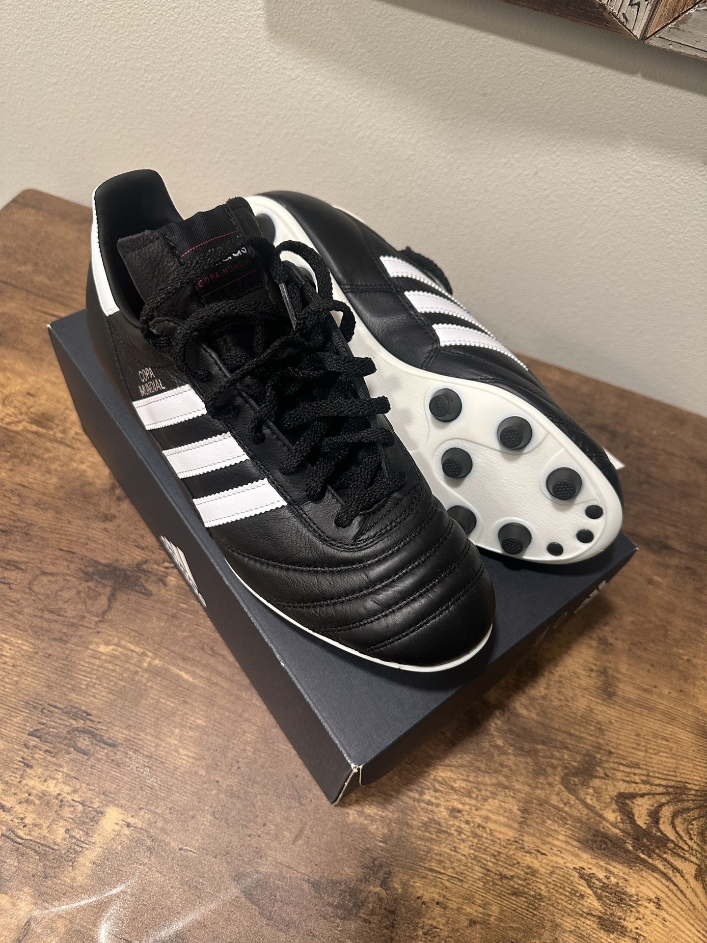 Adidas Copa Mundial Men Cleats, Brand New, Size 8 US