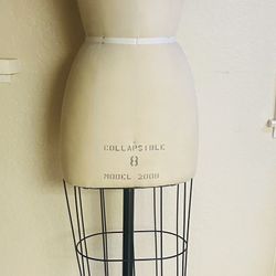 Collapsible Mannequin