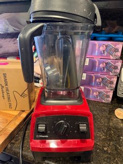 Vitamix Blender Red with Tamper