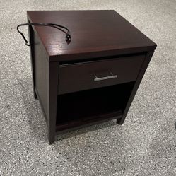 Night Stand, Single unit. 26Hx23Wx19 D, Espresso 