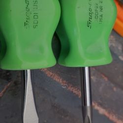 Snap-on Screw Drivers. Stubby