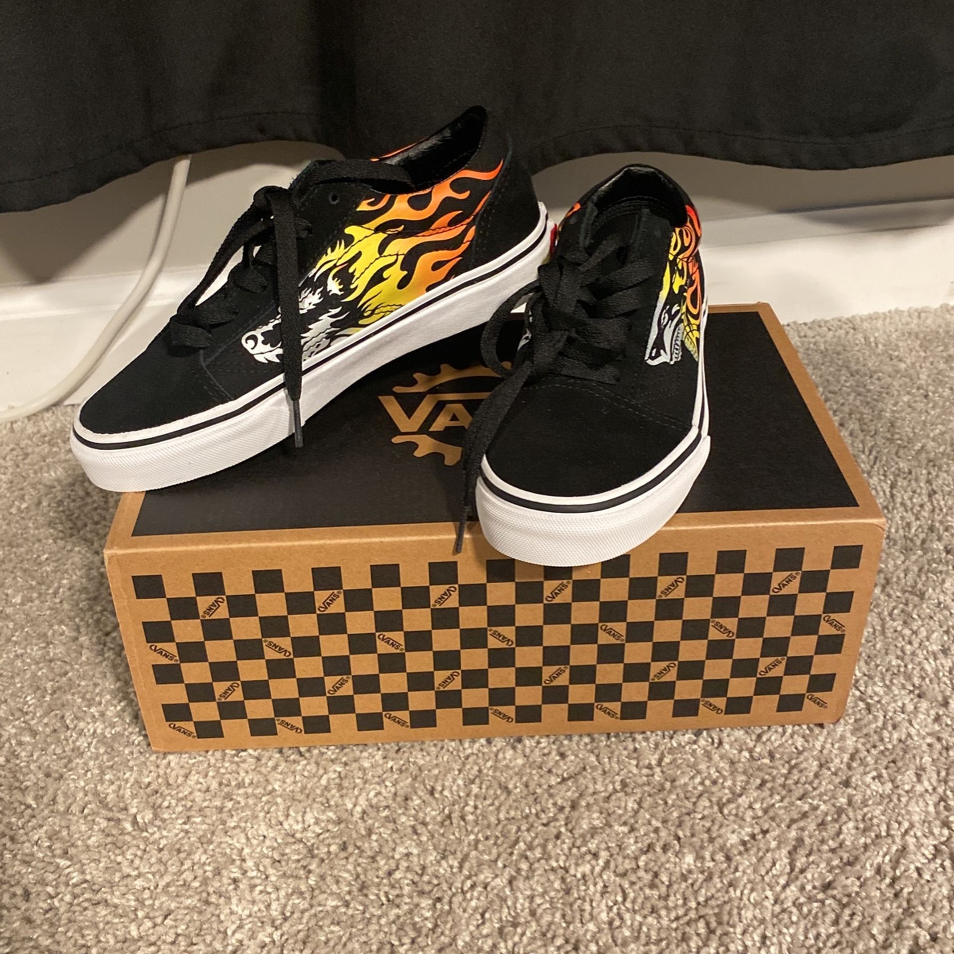 Boys Vans Size 2.5 Brand New In Box