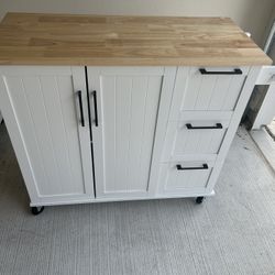 New Table / Kitchen Island 