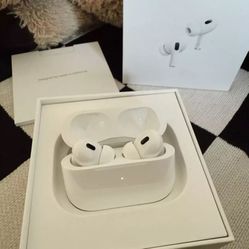 Apple iPhone Pro 2nd Generation with MagSafe Wireless Charging Case