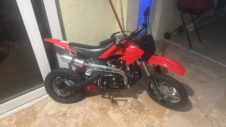 110cc Apollo Dirtbike w/ helmet