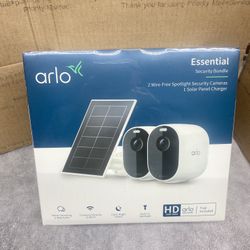 Arlo Essential Spotlight Camera + Solar Panel (2 Cameras + 1 Solar Panel)