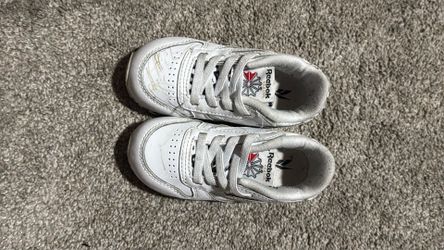 6c girl Reebok shoe