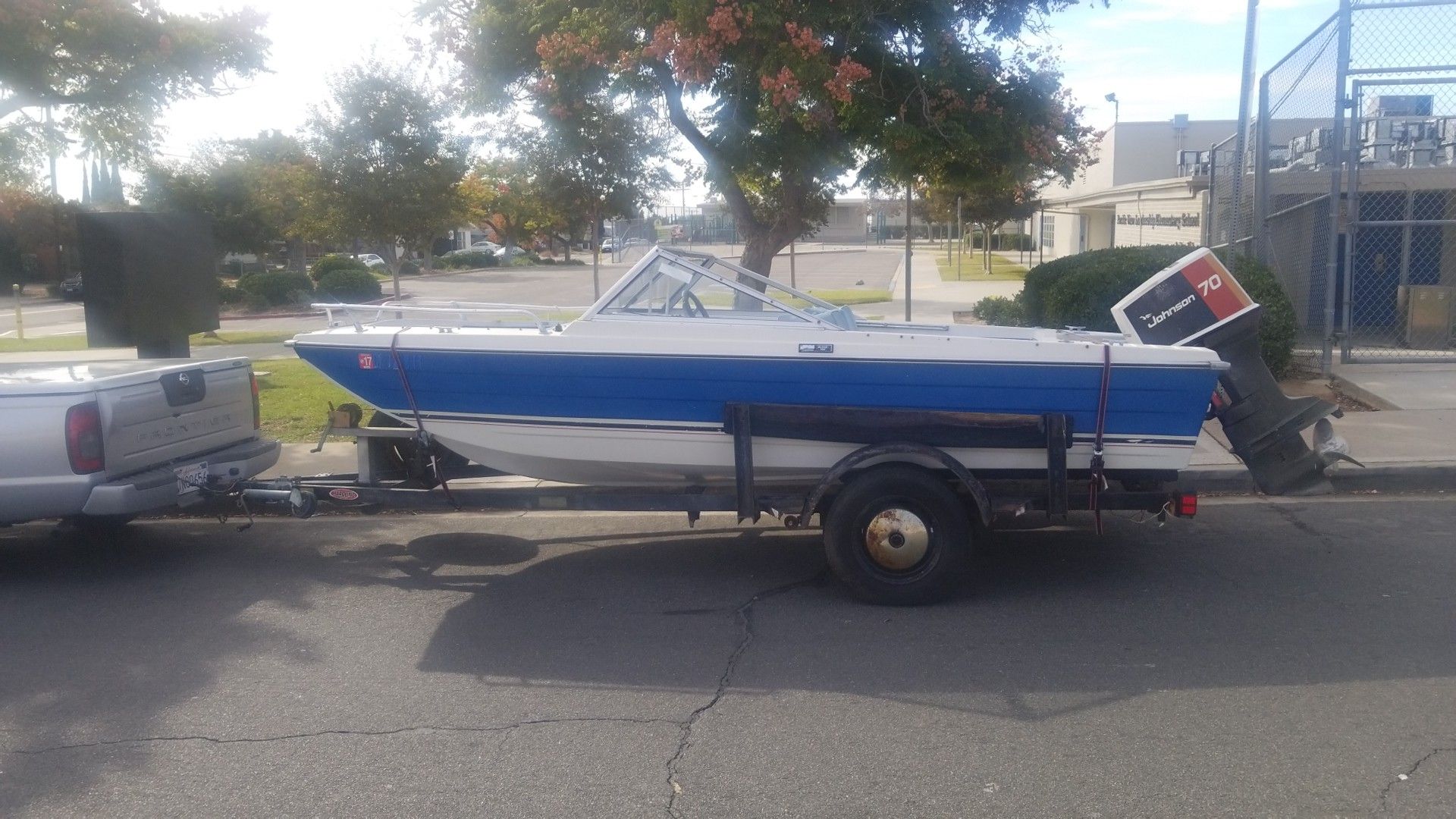 Boat for sale amf crestliner 550 muskie
