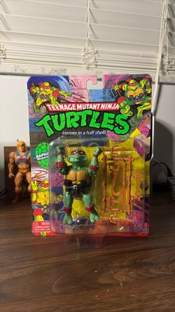 TMNT Raphael Figure Retro Reissued