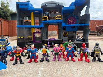 Superhero toy