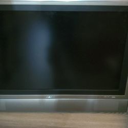 sharp aquos flat screen TV barely ever used