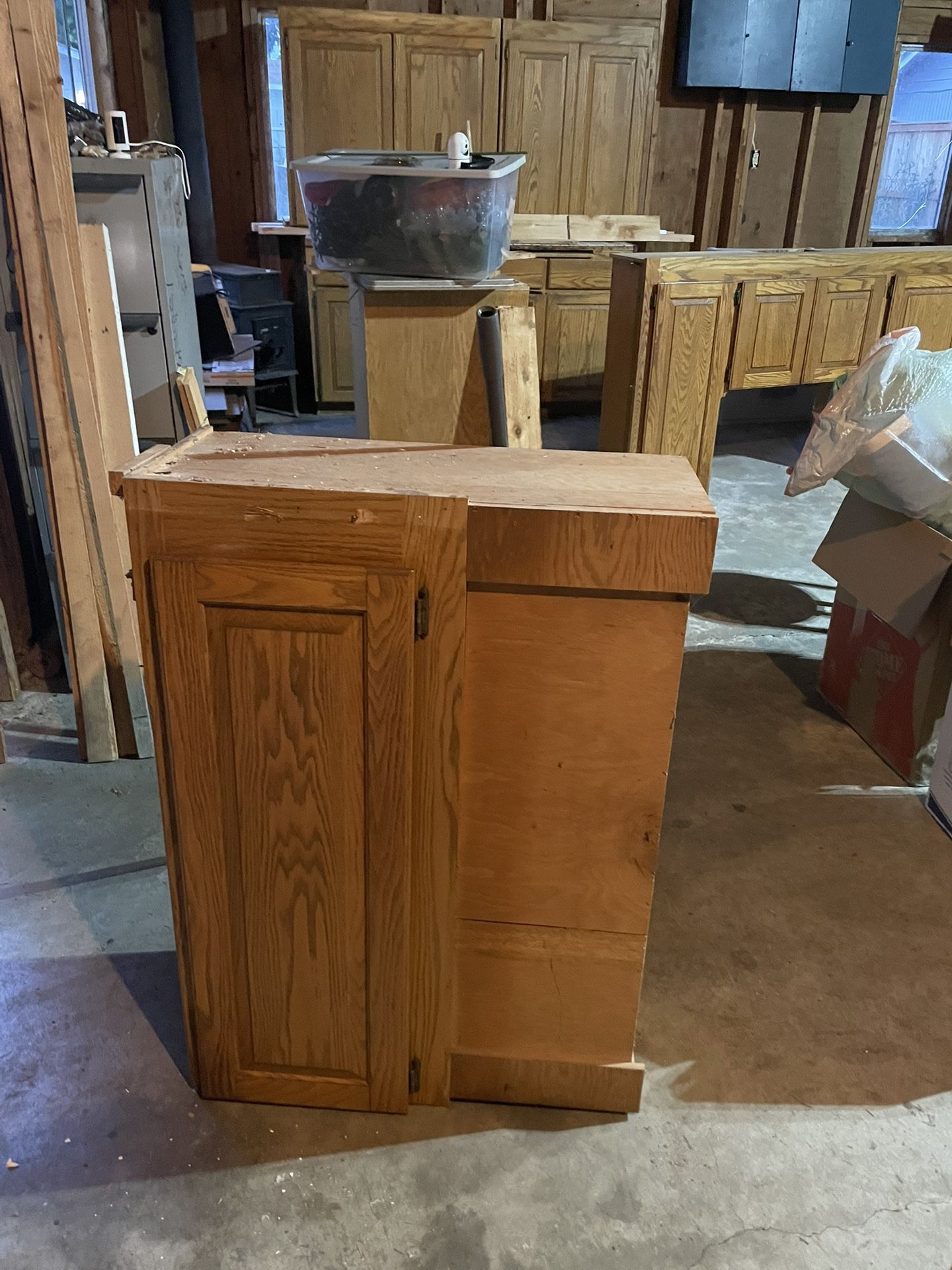 Free Kitchen Cabinets