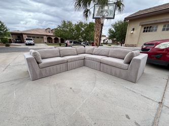 Gray Sectional Couch - Free Delivery