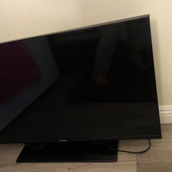 Samsung TV with Roku Stick included 