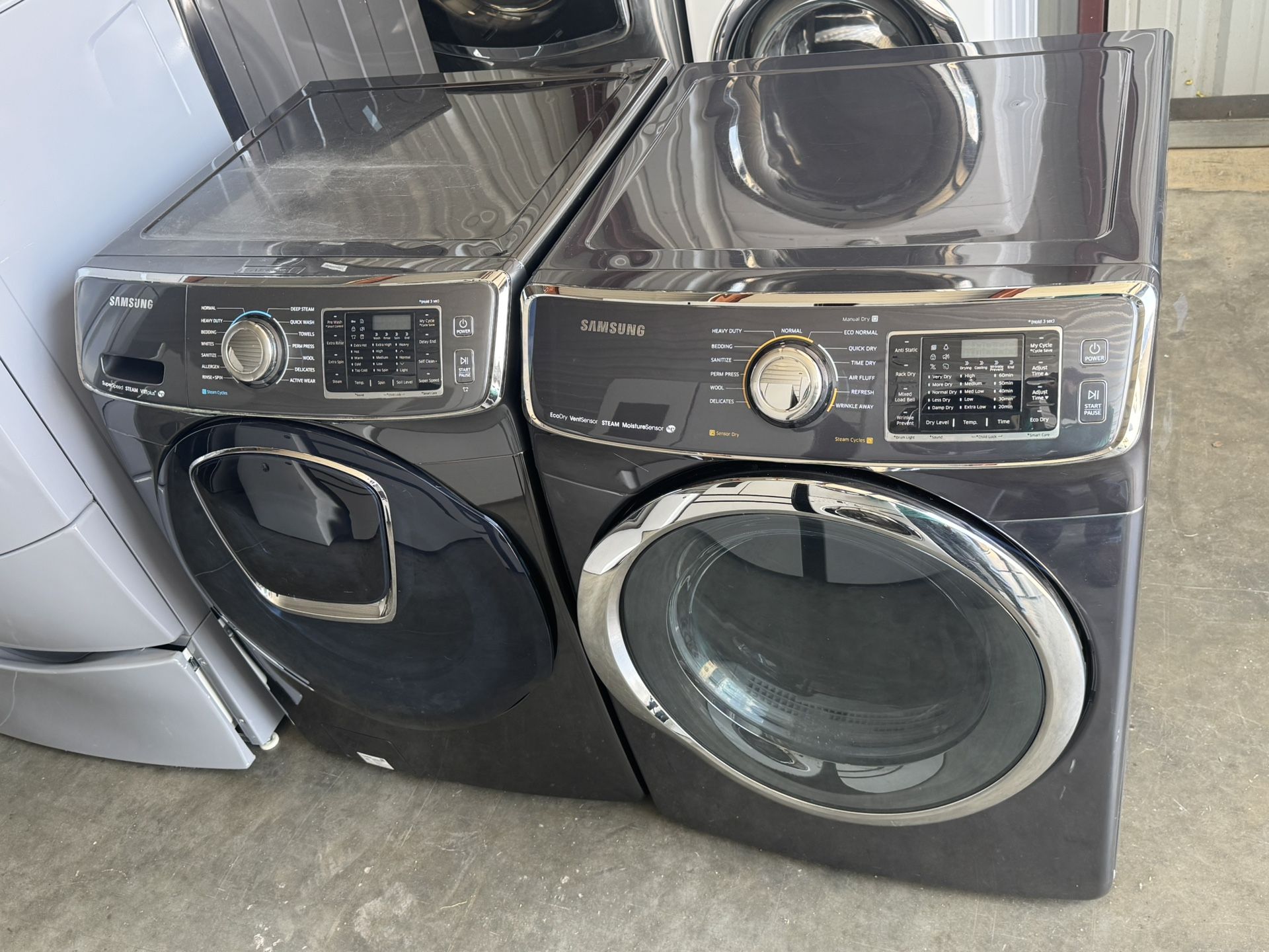 Front Load Samsung Washer and Front Load Samsung Dryer Electric