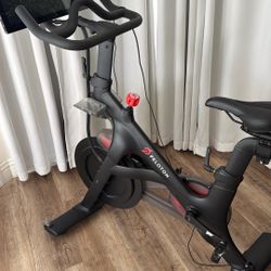 Peloton Bike