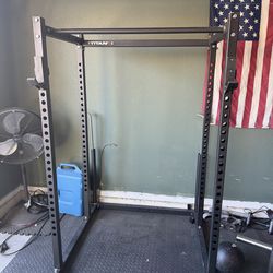 Titan t2 series squat rack